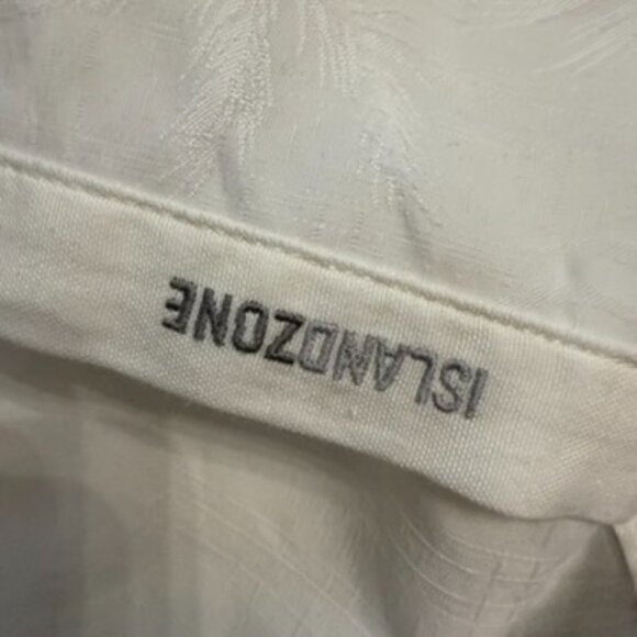 Tommy Bahama Coconut Point Dallas Cowboys Embroidered Button-Up Shirt - Picture 12 of 14